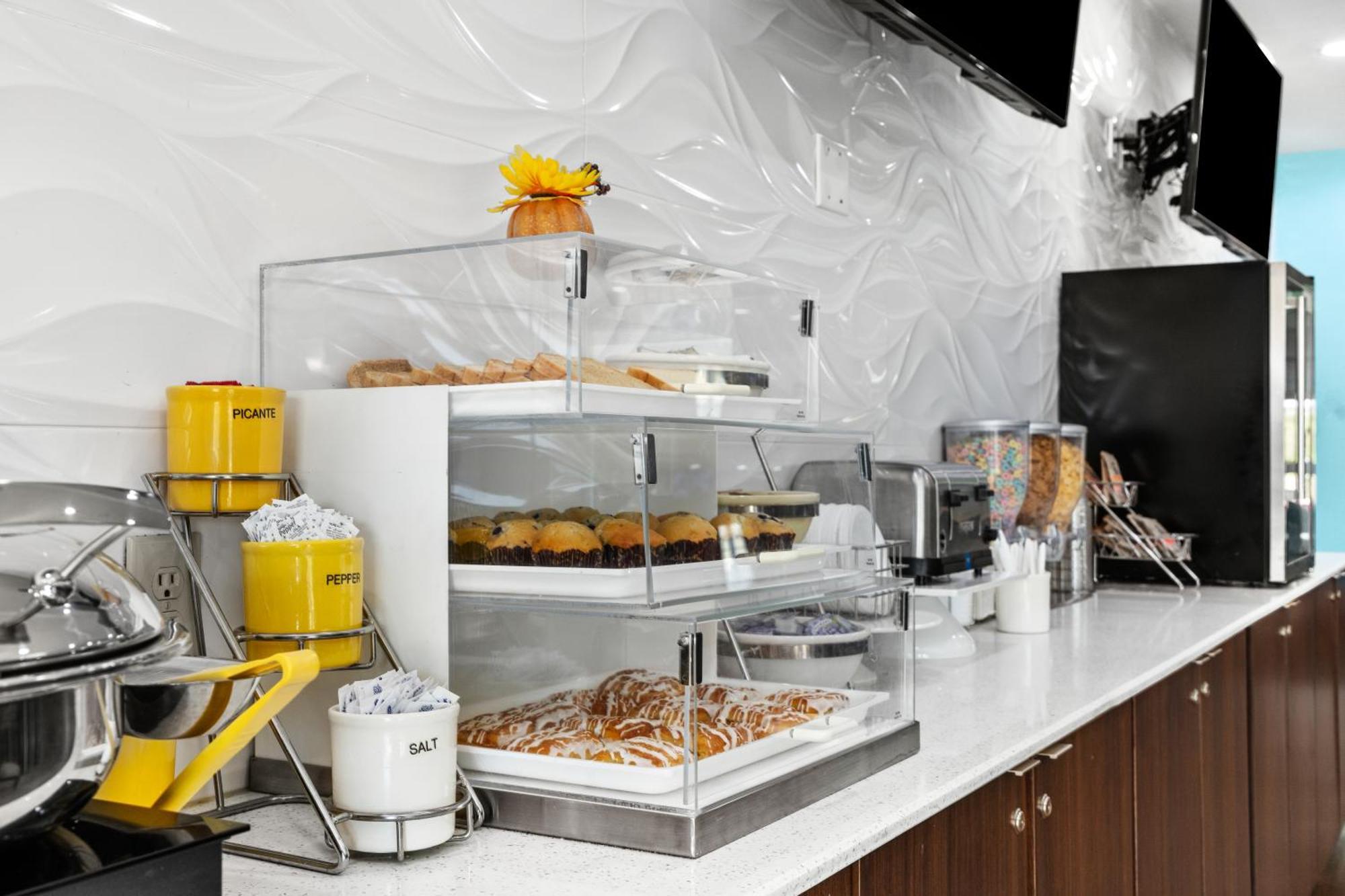 La Quinta Inn Suites By Wyndham Raymondville Harlingen Zewnętrze zdjęcie