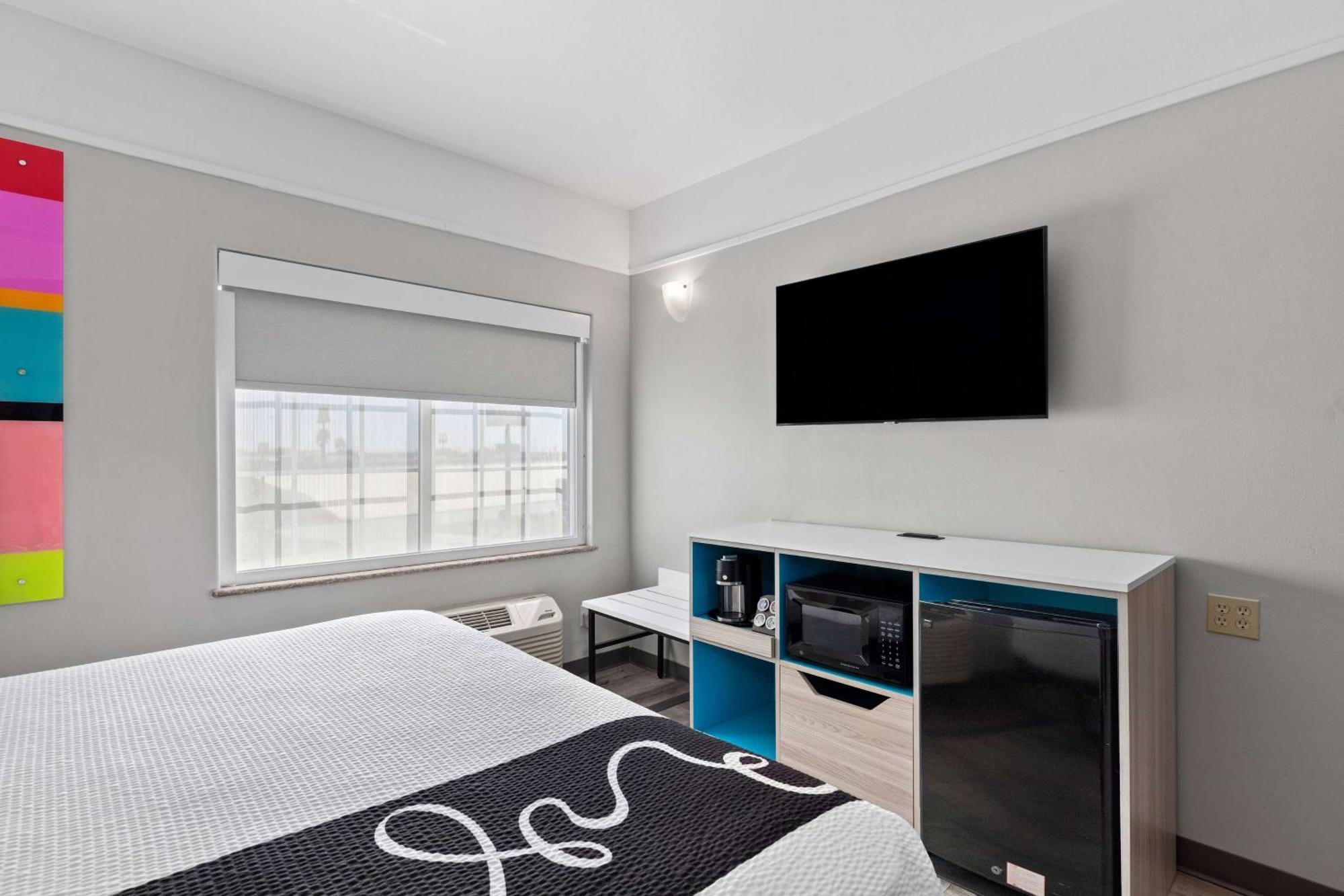 La Quinta Inn Suites By Wyndham Raymondville Harlingen Zewnętrze zdjęcie
