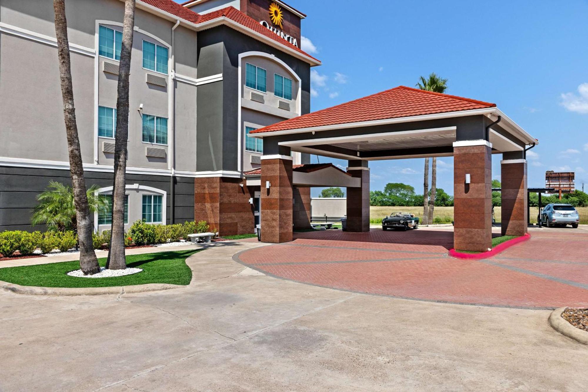 La Quinta Inn Suites By Wyndham Raymondville Harlingen Zewnętrze zdjęcie