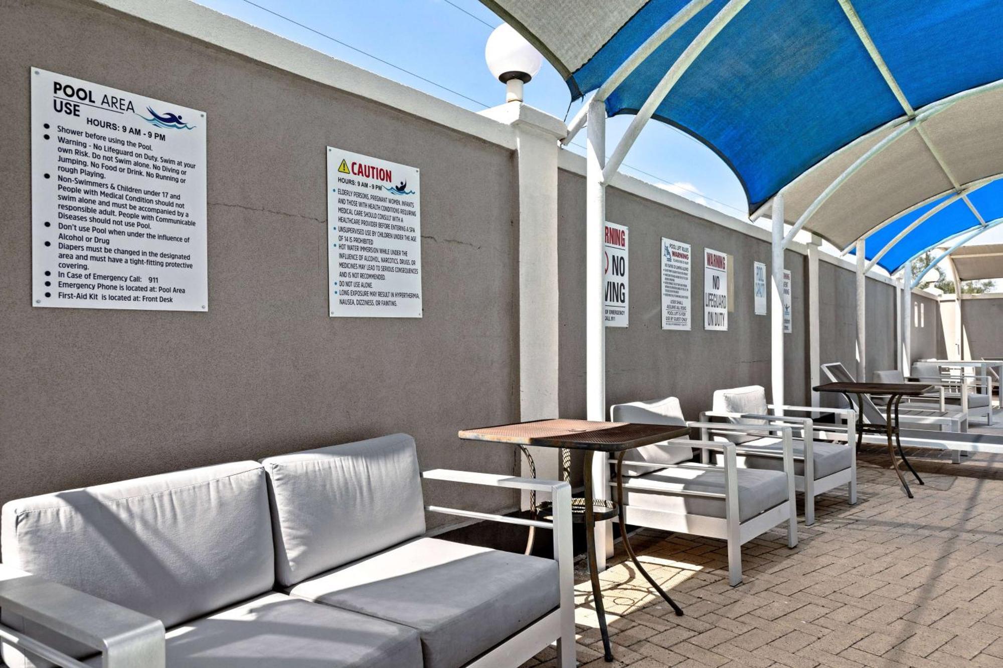 La Quinta Inn Suites By Wyndham Raymondville Harlingen Zewnętrze zdjęcie